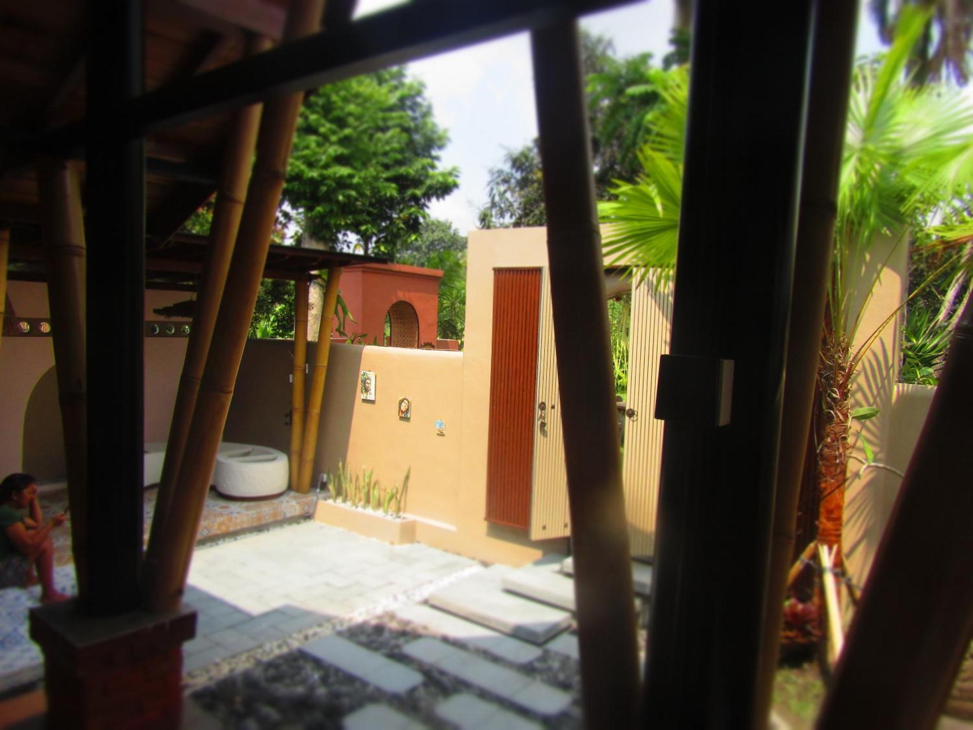 Ubud Hidden Villa Yone Village Экстерьер фото