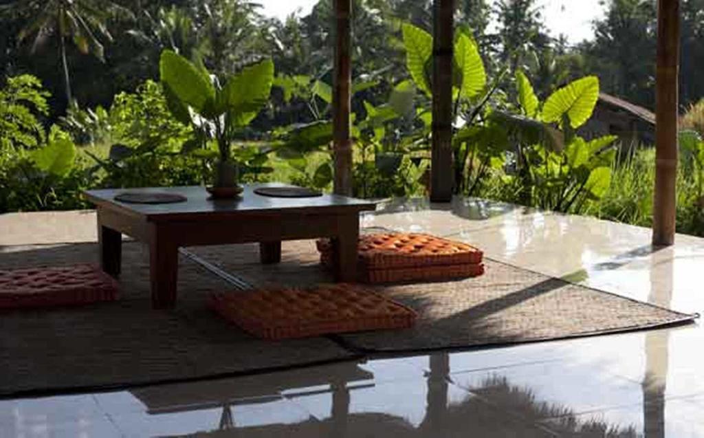 Ubud Hidden Villa Yone Village Номер фото