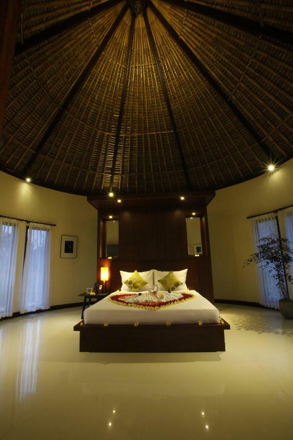Ubud Hidden Villa Yone Village Экстерьер фото